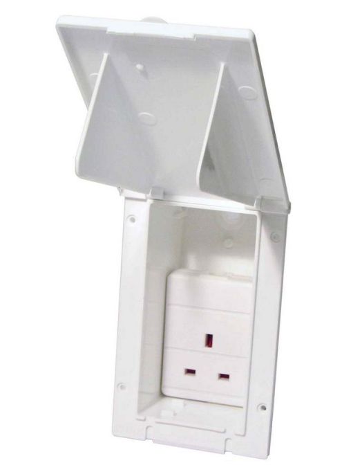 W4 UK Mains Flush Outlet 240V AC